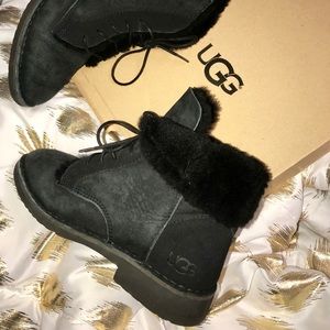 Authentic Ugg Ankle Boots - Black Fur - Size 7.5